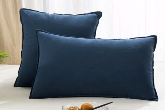curved-lumbar-support-pillow-01.jpg